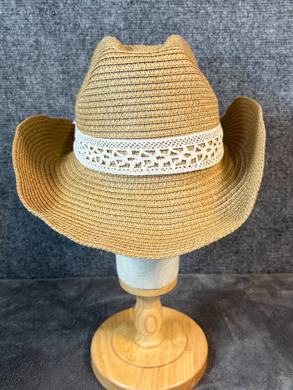 House of Harlow 1960 Tan Straw Hat with White Lace Band